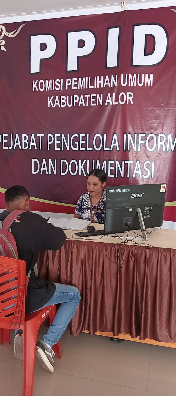 Layanan PPID kepada mahasiswa guna kepentingan penulisan tugas akhir