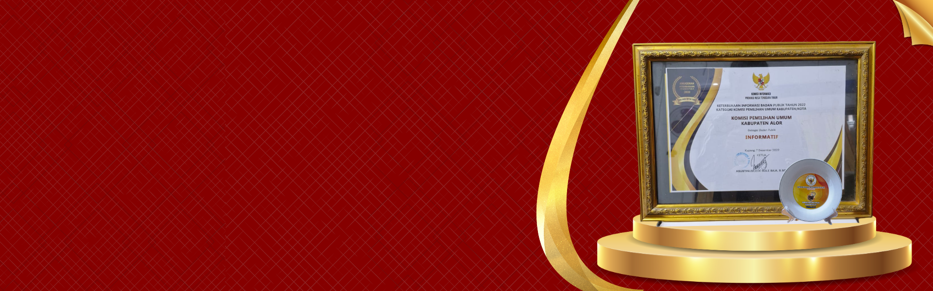 KPU Kabupaten Alor meraih penghargaan sebagai Badan Publik Informatif